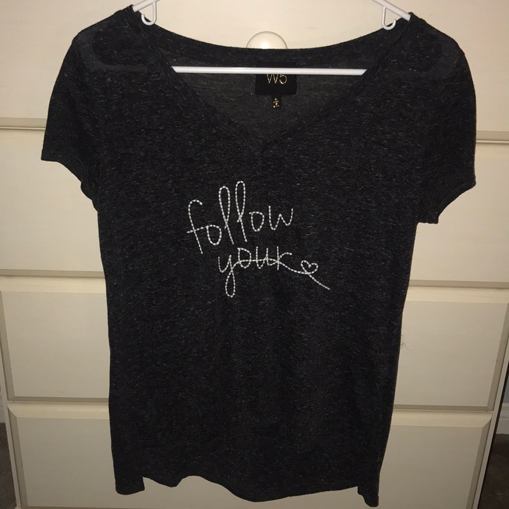 Grey and white “follow your heart” tee